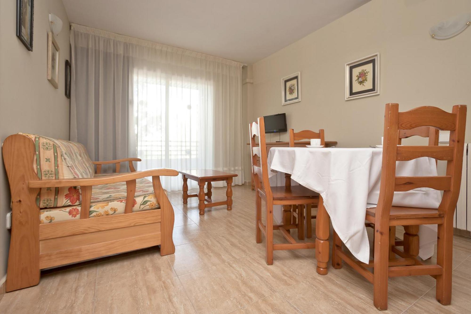 Apartbeach Royal Apartments Salou Kültér fotó